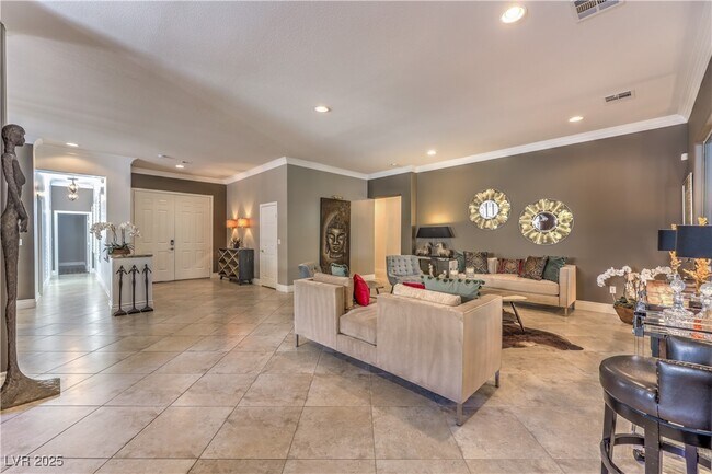 Foto del edificio - 609 Point Ridge Pl