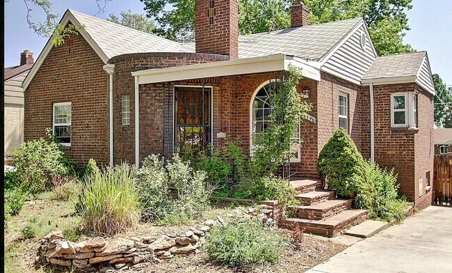 Building Photo - 4750 Alcott St