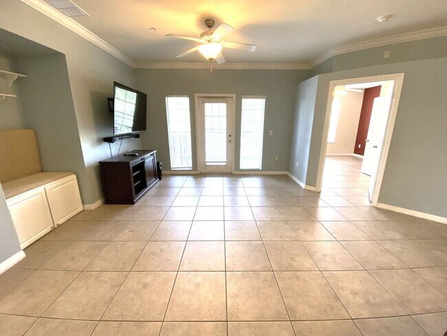 Foto del edificio - Campus View 1245 #301