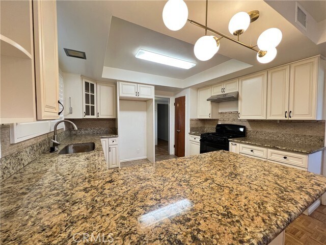 Foto del edificio - 921 Donnybrook Ave