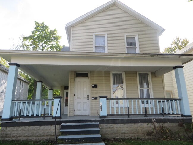 Building Photo - 1235 Swinney Ave