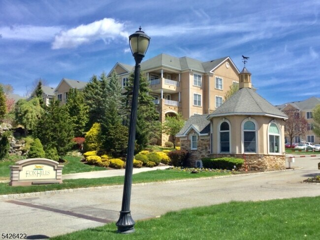 Foto del edificio - 2112 Clinton Ln