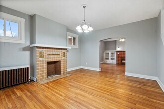 Building Photo - 101-103 E Agnew Ave