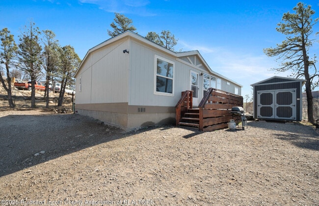 Building Photo - 112 Via Madera