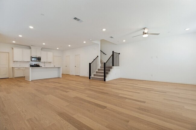 Foto del edificio - 4766 Lunker St