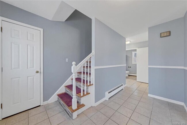 Building Photo - 129 Pine Tree Rd