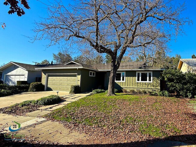 Building Photo - $5,200 - Beautifully remodeled 3 Bed/2 Bath Sunnyvale Home - COMING SOON!