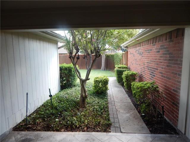 Building Photo - 4208 Meadowdale Dr