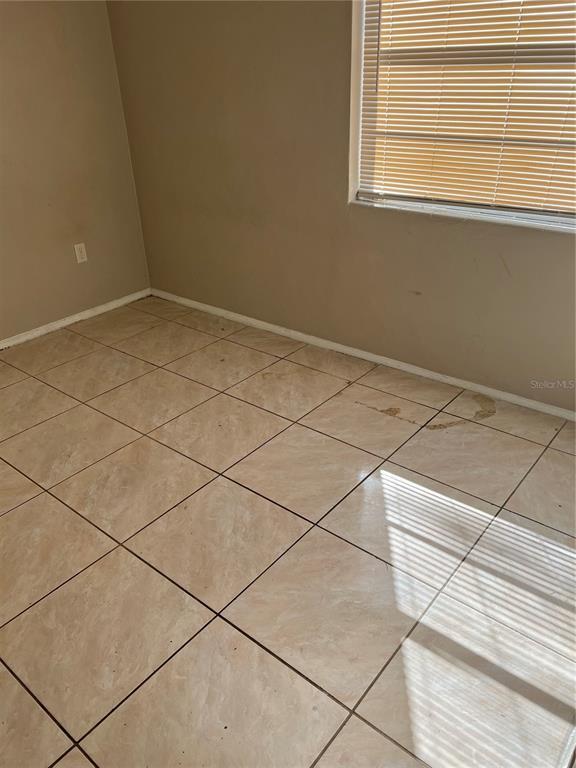 Foto del edificio - 108 Japonica Dr