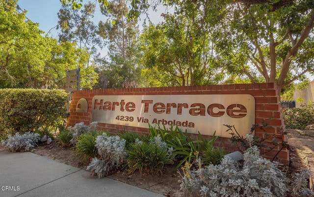 Building Photo - 4239 Vía Arbolada