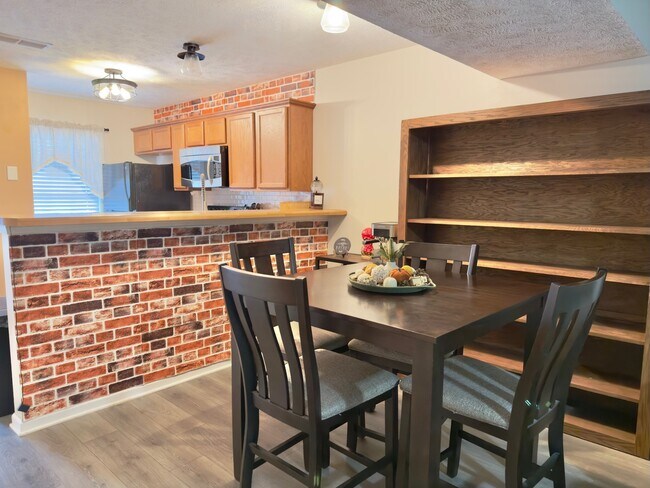 Foto del edificio - 1307 Amsterdam Ct