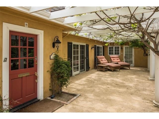 Building Photo - 26075 Atherton Dr