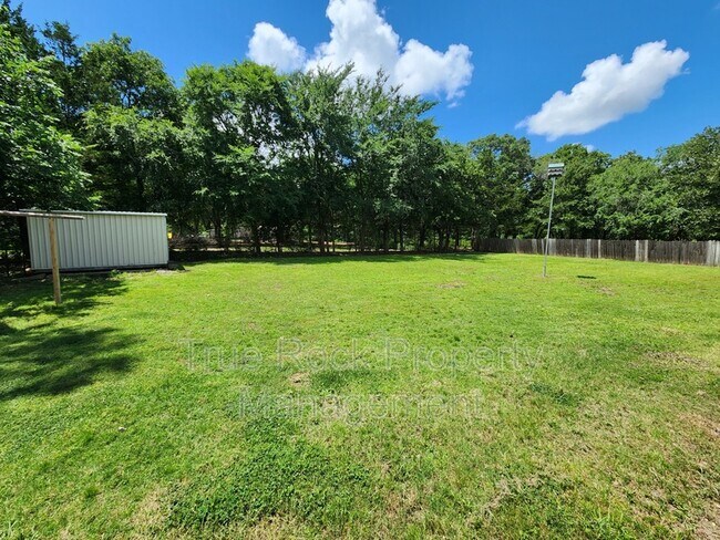 Building Photo - 14431 County Rd 3587
