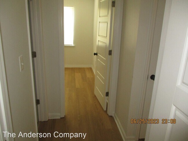 Building Photo - 3 br, 2 bath House - 145 Country Dr