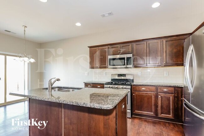 Foto del edificio - 11021 Comiskey Ln