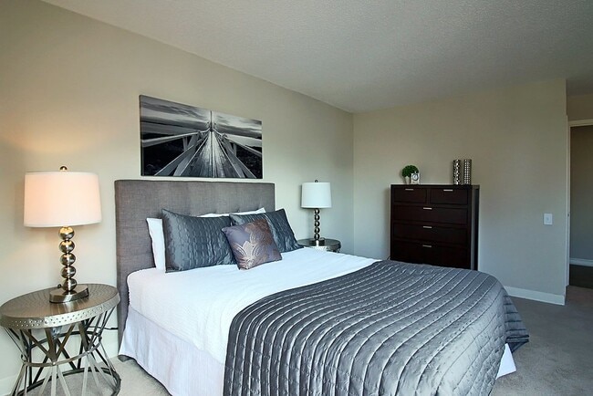 Foto del edificio - 32 E Pearson St