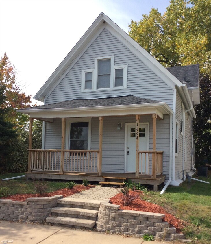 Primary Photo - 3 br, 2 bath House - 1602 Johnson Street NE