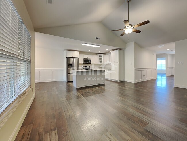 Building Photo - 3614 Meredith Lynn Wy