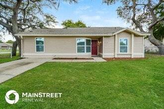 Building Photo - 2714 Waco Dr E