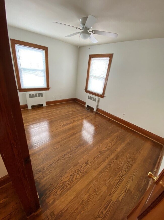 Foto del edificio - 2216 Baltic Ave