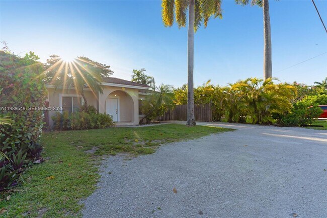 Foto del edificio - 7048 SW 83rd Ct