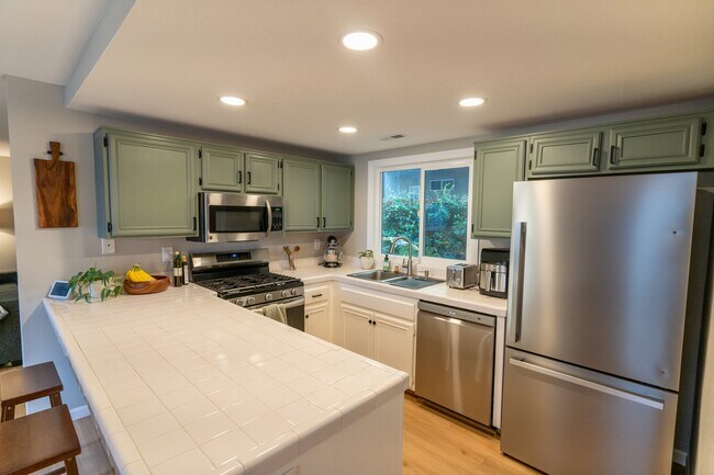 Foto del edificio - 1304 Palomar Pl