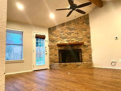 Photo - 6725 Ridgetop Rd House