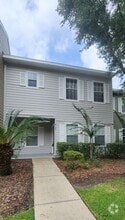 Building Photo - 5120 NW 21st Dr