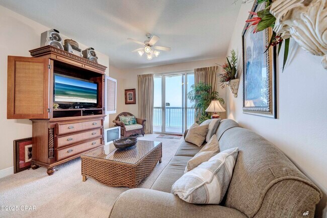 Foto del edificio - 17757 Front Beach Rd