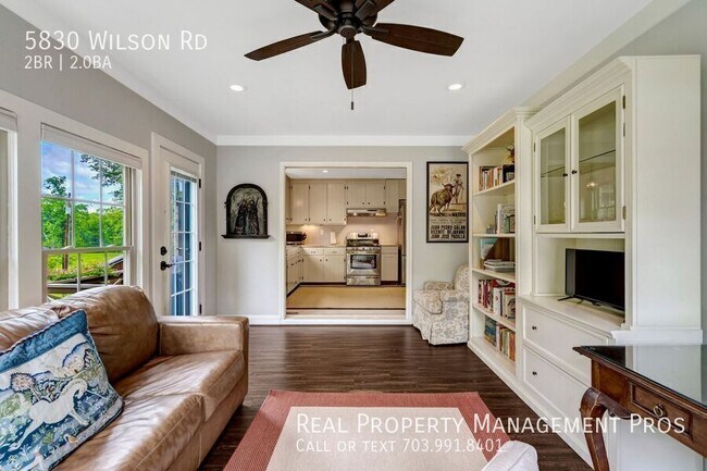 Foto del edificio - 5830 Wilson Rd