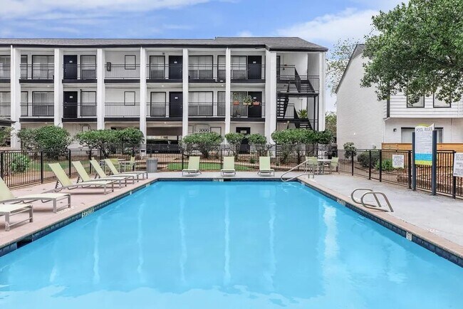 Foto del edificio - 4400 Memorial Dr