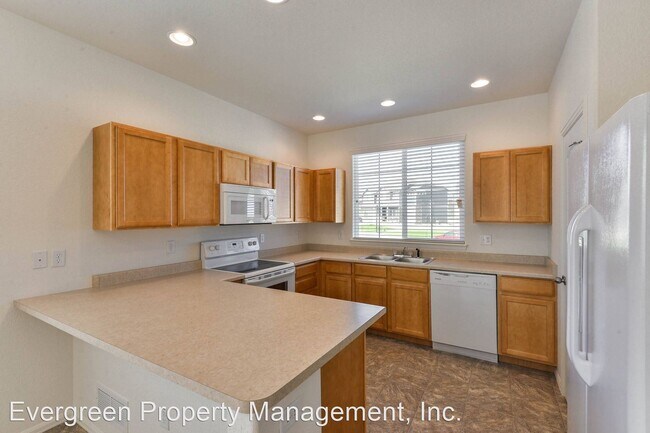 Building Photo - 3 br, 2.5 bath House - 904 Glenbrook Ct