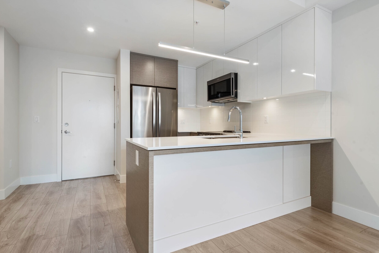 Primary Photo - 45500-45500 Market Way