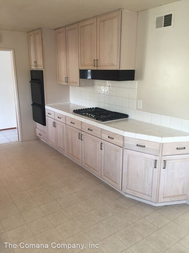 Building Photo - 3 br, 2 bath House - 6911 Airoso Avenue