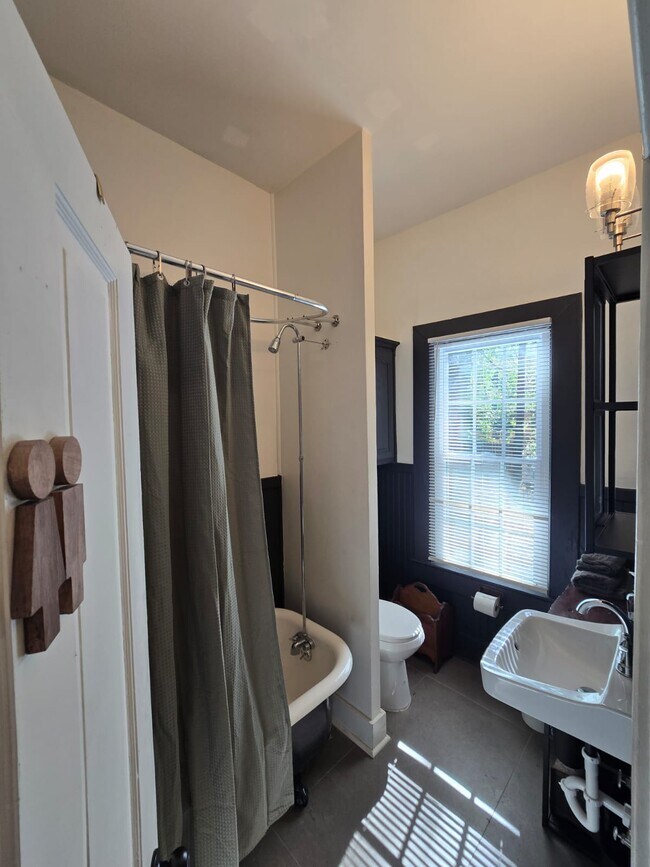 Foto del edificio - Highland Oasis Gardens