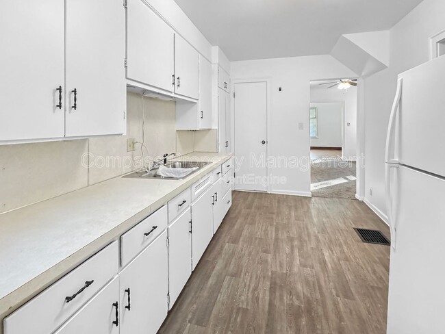 Foto del edificio - 619 Fulton St E