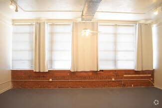 Building Photo - 1414 Texas Ave