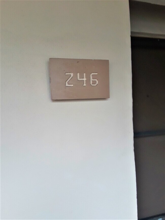 Foto del edificio - 1 bedroom, 2 bath condo with loft