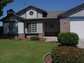 Building Photo - 4304 Mattnick Dr