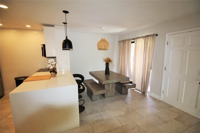 Photo - 1935 S Conway Rd Townhome