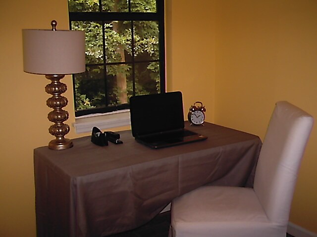 Foto del edificio - 1692 Temple Ave