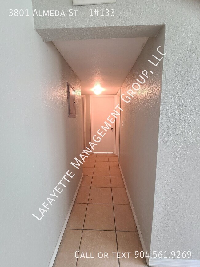 Foto del edificio - 3801 Almeda St