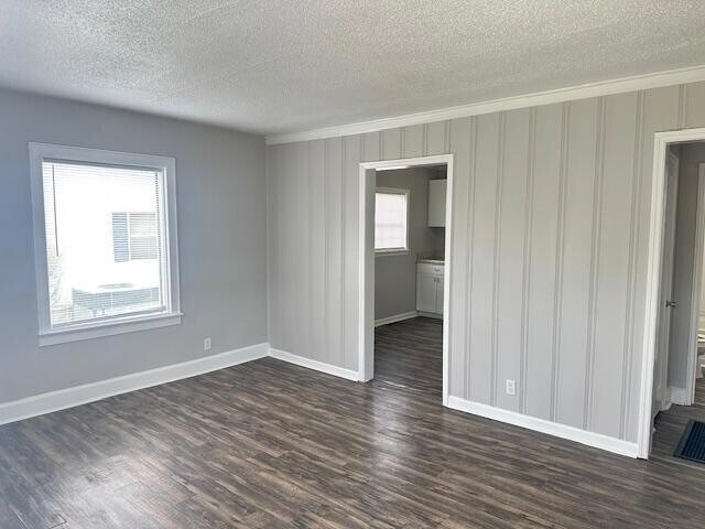 Foto del edificio - 745 E Henderson Dr