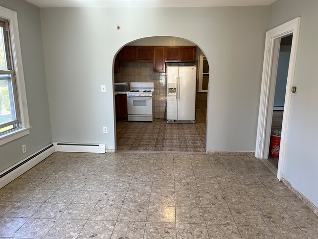 Dining Room - 332 South St