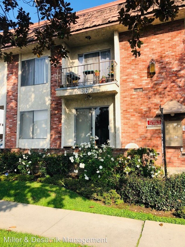 3660 Watseka Ave, Los Angeles, CA 90034 Room for Rent in Los Angeles