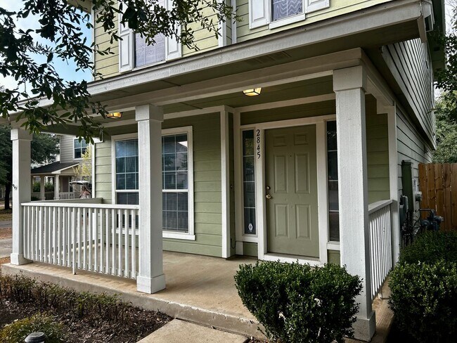 Building Photo - 2845 Deerfern Ln