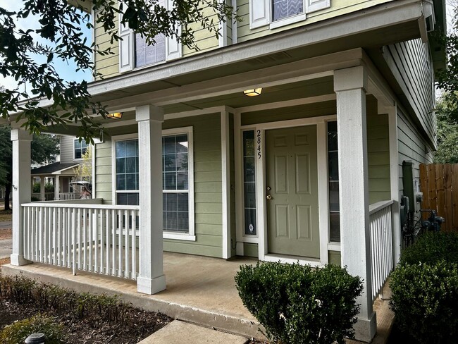 Foto del edificio - 2845 Deerfern Ln