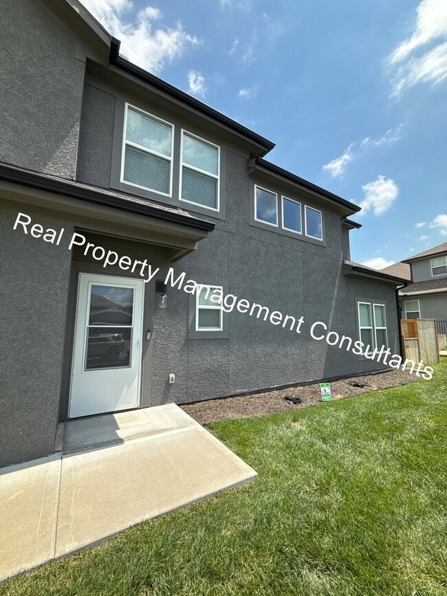 Building Photo - 21847 W 123rd Terrace