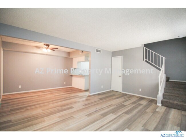 Building Photo - 5228 W Brill St