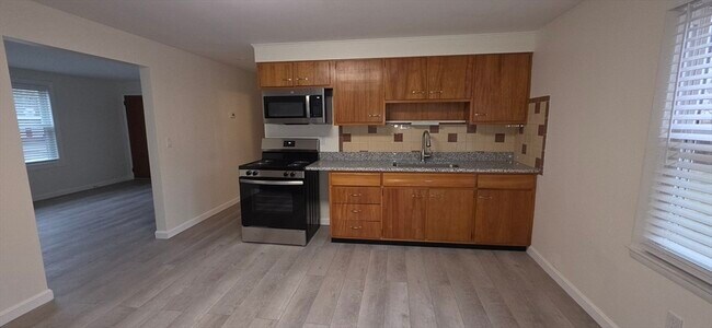 Foto del edificio - 3 Maple Ave